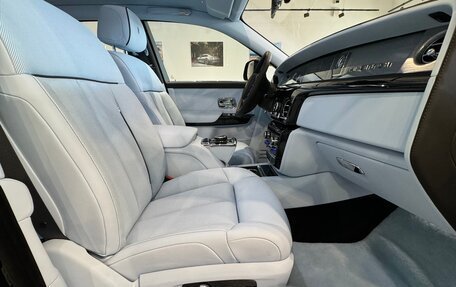 Rolls-Royce Phantom VIII, 2023 год, 92 000 000 рублей, 14 фотография
