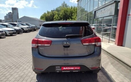 KIA Rio III рестайлинг, 2016 год, 999 000 рублей, 6 фотография