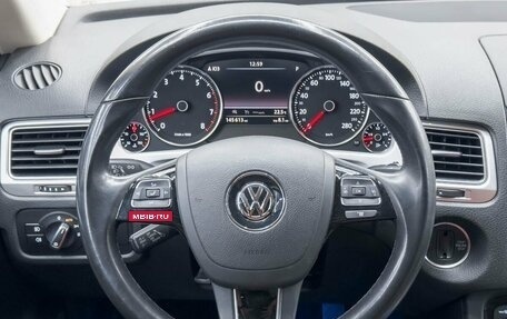Volkswagen Touareg III, 2015 год, 3 250 000 рублей, 20 фотография