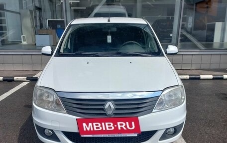 Renault Logan I, 2013 год, 745 000 рублей, 2 фотография