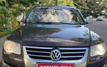 Volkswagen Touareg III, 2007 год, 1 300 000 рублей, 2 фотография