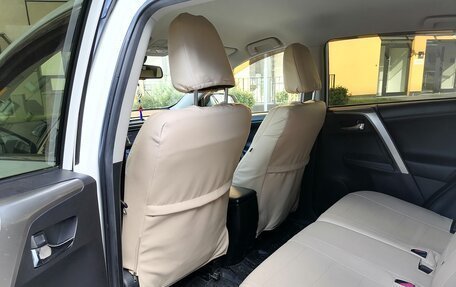 Toyota RAV4, 2013 год, 2 300 000 рублей, 7 фотография