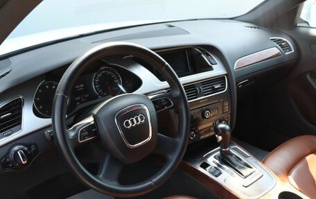 Audi A4, 2011 год, 1 299 000 рублей, 13 фотография