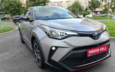 Toyota C-HR I рестайлинг, 2019 год, 2 700 000 рублей, 1 фотография