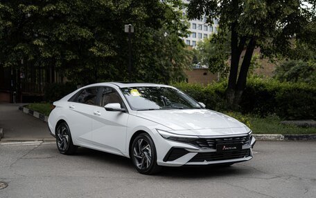 Hyundai Elantra, 2024 год, 2 700 000 рублей, 1 фотография