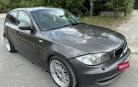 BMW 1 серия, 2007 год, 920 000 рублей, 3 фотография