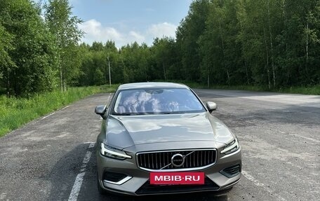 Volvo S60 III, 2019 год, 4 100 000 рублей, 2 фотография