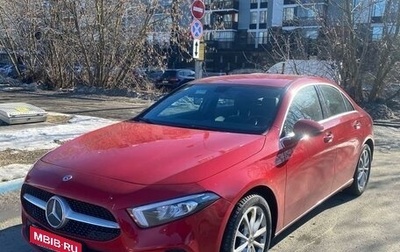 Mercedes-Benz A-Класс, 2019 год, 1 фотография