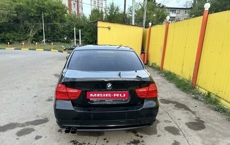 BMW 3 серия, 2010 год, 1 280 000 рублей, 14 фотография
