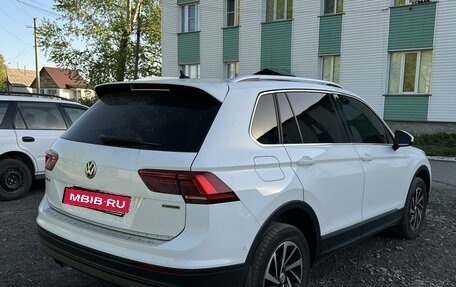 Volkswagen Tiguan II, 2018 год, 3 300 000 рублей, 16 фотография