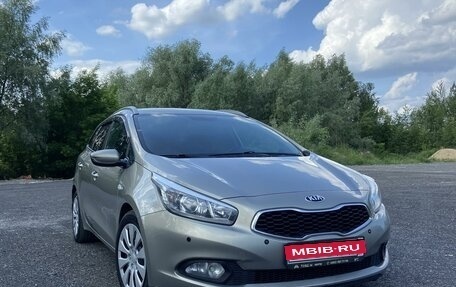 KIA cee'd III, 2012 год, 1 335 000 рублей, 1 фотография