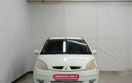 Mitsubishi Colt VI рестайлинг, 2003 год, 390 000 рублей, 2 фотография