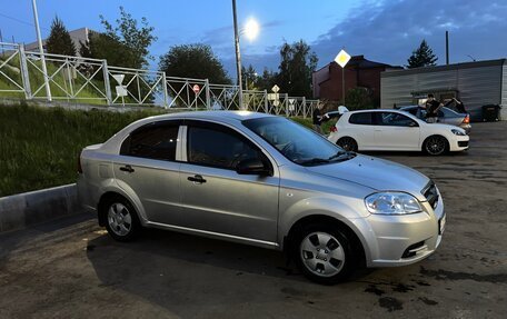 Chevrolet Aveo III, 2010 год, 494 949 рублей, 3 фотография