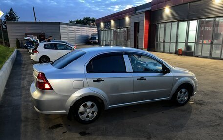Chevrolet Aveo III, 2010 год, 494 949 рублей, 4 фотография