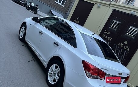 Chevrolet Cruze II, 2011 год, 815 000 рублей, 5 фотография