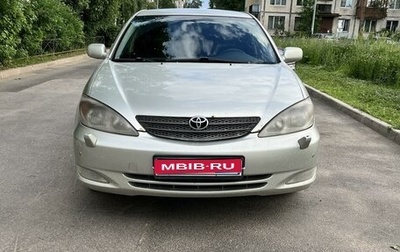 Toyota Camry V40, 2004 год, 700 000 рублей, 1 фотография