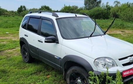 Chevrolet Niva I рестайлинг, 2015 год, 770 000 рублей, 2 фотография