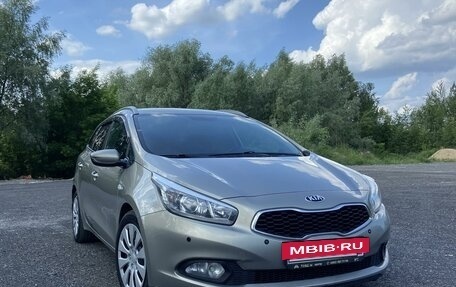 KIA cee'd III, 2012 год, 1 335 000 рублей, 18 фотография