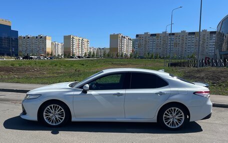 Toyota Camry, 2018 год, 3 100 000 рублей, 7 фотография