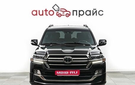 Toyota Land Cruiser 200, 2018 год, 7 900 000 рублей, 2 фотография