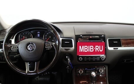 Volkswagen Touareg III, 2013 год, 2 098 000 рублей, 12 фотография