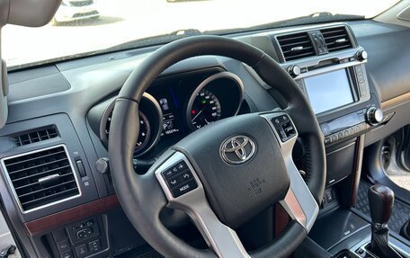 Toyota Land Cruiser Prado 150 рестайлинг 2, 2014 год, 3 780 000 рублей, 28 фотография