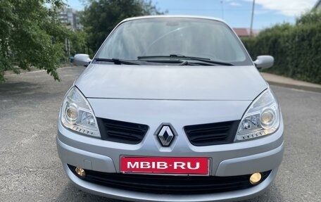 Renault Scenic III, 2006 год, 550 000 рублей, 2 фотография