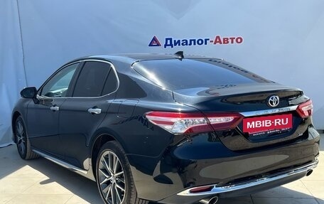 Toyota Camry, 2023 год, 4 600 000 рублей, 3 фотография