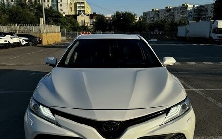 Toyota Camry, 2019 год, 3 350 000 рублей, 1 фотография