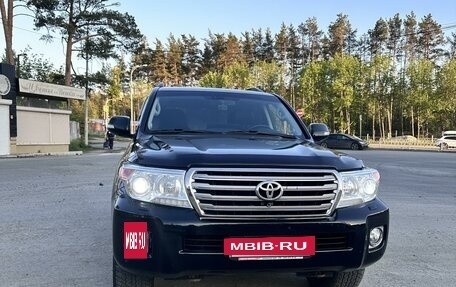Toyota Land Cruiser 200, 2014 год, 4 650 000 рублей, 3 фотография