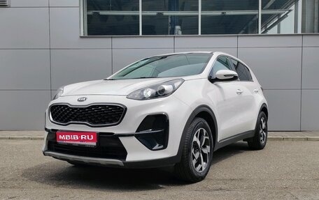 KIA Sportage IV рестайлинг, 2018 год, 2 200 000 рублей, 1 фотография