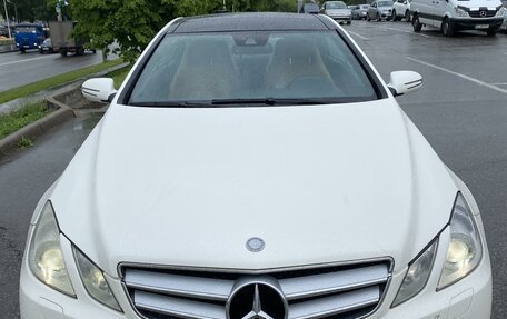 Mercedes-Benz E-Класс, 2009 год, 1 650 000 рублей, 3 фотография