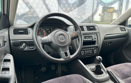 Volkswagen Jetta VI, 2012 год, 1 030 000 рублей, 2 фотография