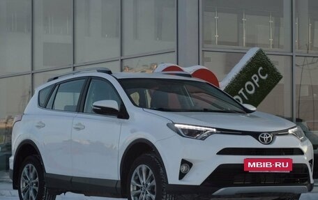 Toyota RAV4, 2017 год, 2 850 000 рублей, 6 фотография