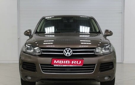 Volkswagen Touareg III, 2013 год, 2 350 000 рублей, 2 фотография