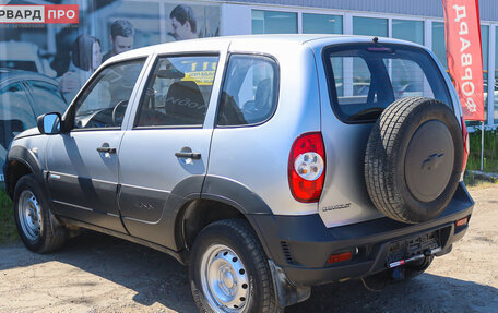 Chevrolet Niva I рестайлинг, 2011 год, 534 990 рублей, 6 фотография