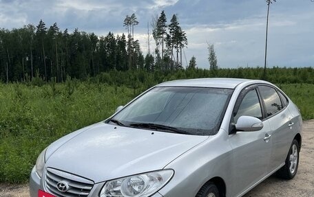 Hyundai Elantra IV, 2010 год, 4 фотография