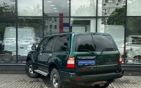 Toyota Land Cruiser 100 рестайлинг 2, 2005 год, 2 599 111 рублей, 7 фотография