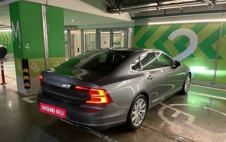 Volvo S90 II рестайлинг, 2017 год, 2 750 000 рублей, 5 фотография