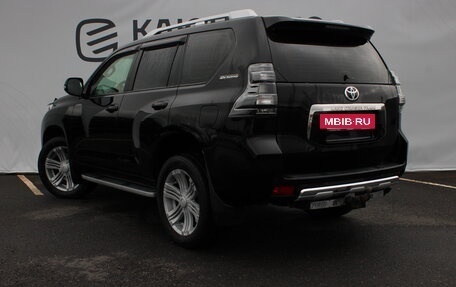 Toyota Land Cruiser Prado 150 рестайлинг 2, 2011 год, 3 195 000 рублей, 4 фотография