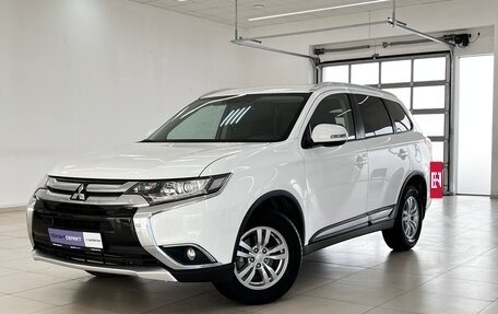 Mitsubishi Outlander III рестайлинг 3, 2018 год, 2 460 000 рублей, 5 фотография