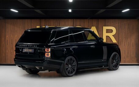 Land Rover Range Rover IV рестайлинг, 2018 год, 13 900 000 рублей, 5 фотография