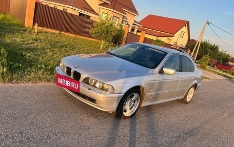 BMW 5 серия, 2002 год, 775 000 рублей, 21 фотография
