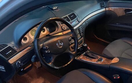 Mercedes-Benz E-Класс, 2008 год, 1 280 000 рублей, 8 фотография