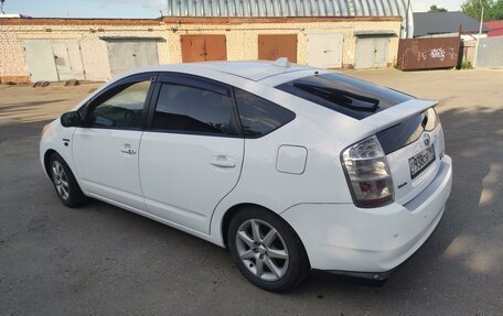 Toyota Prius, 2008 год, 800 000 рублей, 4 фотография