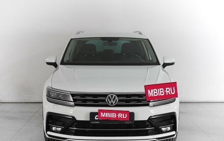 Volkswagen Tiguan II, 2018 год, 3 149 000 рублей, 3 фотография