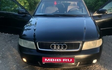 Audi A4, 1999 год, 389 990 рублей, 1 фотография