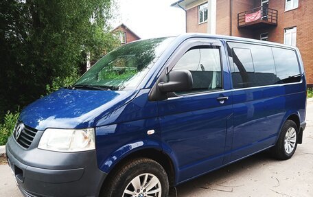 Volkswagen Transporter T5 рестайлинг, 2009 год, 1 250 000 рублей, 1 фотография