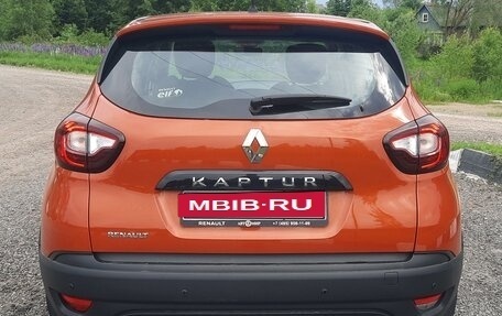 Renault Kaptur I рестайлинг, 2018 год, 1 565 000 рублей, 6 фотография