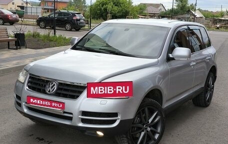 Volkswagen Touareg III, 2003 год, 849 000 рублей, 2 фотография